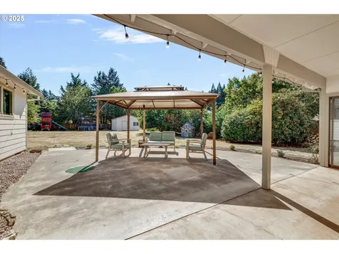 13910 Caufield Road Oregon City OR 97045