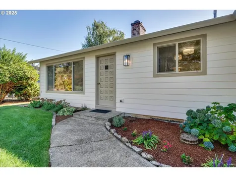 13910 Caufield Road Oregon City OR 97045