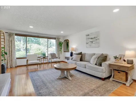 13910 Caufield Road Oregon City OR 97045