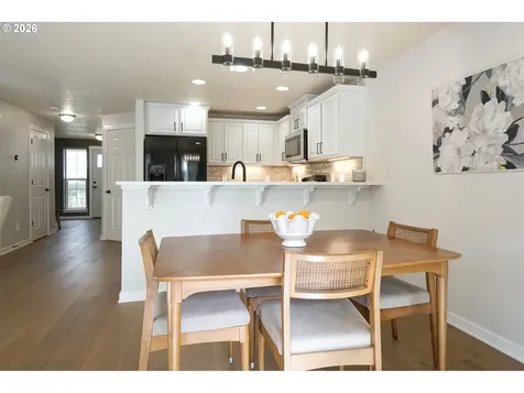 7041 NE 55th Street Vancouver WA 98661