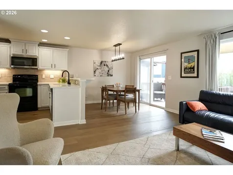 7041 NE 55th Street Vancouver WA 98661