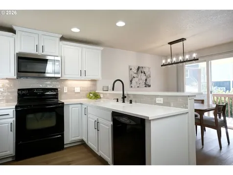 7041 NE 55th Street Vancouver WA 98661