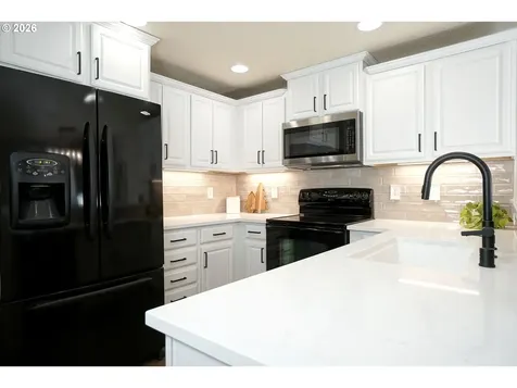 7041 NE 55th Street Vancouver WA 98661