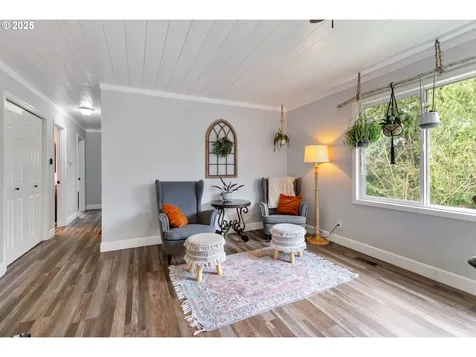 149 S Vista Way Kelso WA 98626