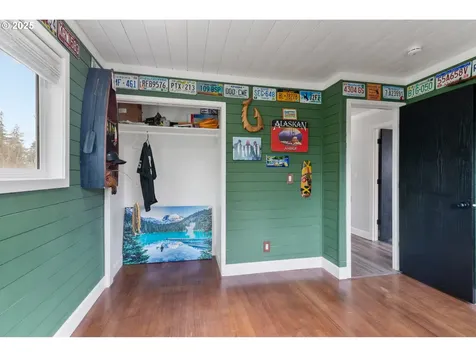 149 S Vista Way Kelso WA 98626
