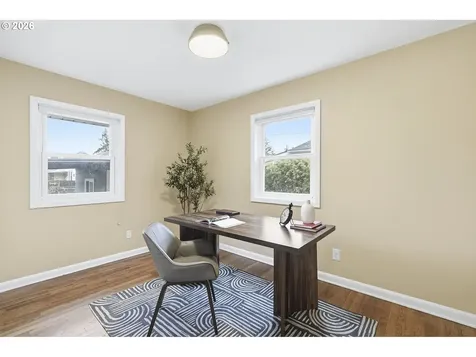 6123 NE Halsey Street Portland OR 97213