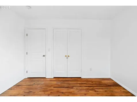 8405 SE Glenwood Street Portland OR 97266