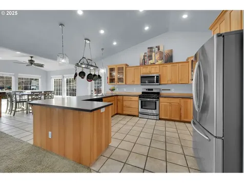 777 27th Avenue Sweet Home OR 97386