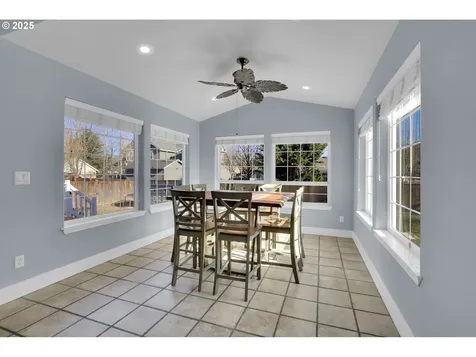 777 27th Avenue Sweet Home OR 97386