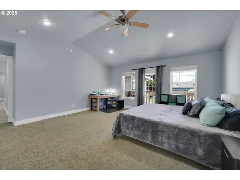 777 27th Avenue Sweet Home OR 97386
