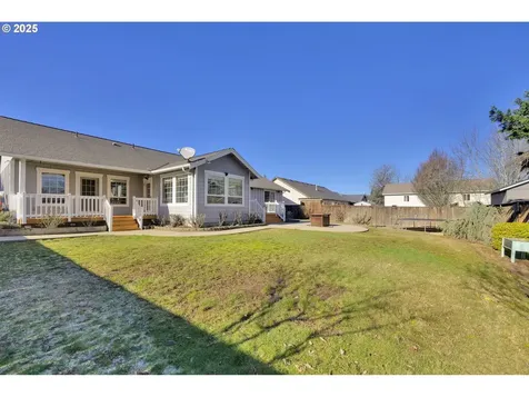 777 27th Avenue Sweet Home OR 97386