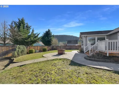 777 27th Avenue Sweet Home OR 97386