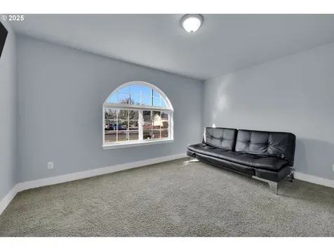 777 27th Avenue Sweet Home OR 97386