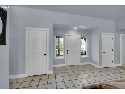 777 27th Avenue Sweet Home OR 97386