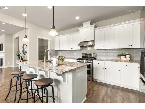 5389 SE Davis Road Hillsboro OR 97123