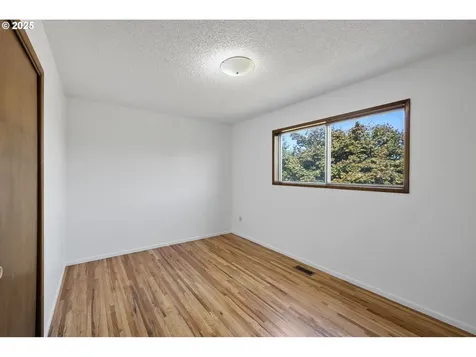 12837 NE Morris Street Portland OR 97230