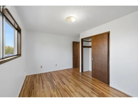 12837 NE Morris Street Portland OR 97230