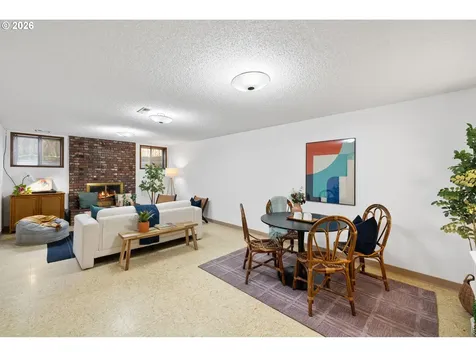 12837 NE Morris Street Portland OR 97230