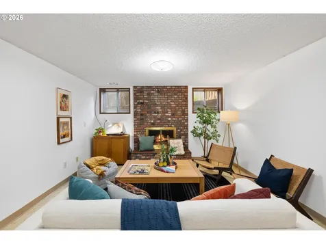 12837 NE Morris Street Portland OR 97230