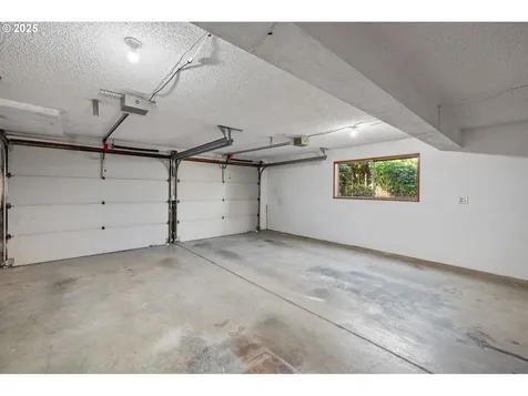 12837 NE Morris Street Portland OR 97230