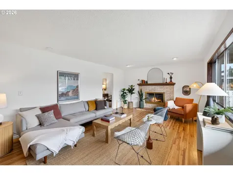 12837 NE Morris Street Portland OR 97230