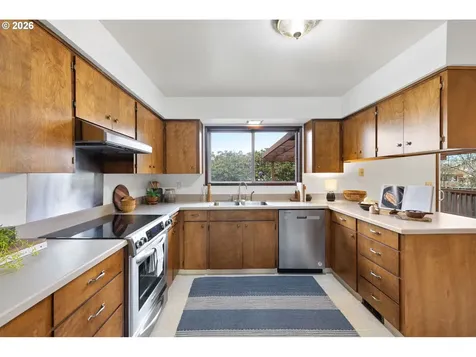 12837 NE Morris Street Portland OR 97230