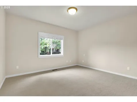 1641 Chasa Street Eugene OR 97401
