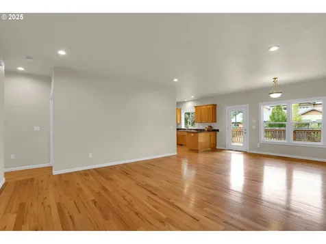 1641 Chasa Street Eugene OR 97401