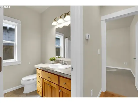 1641 Chasa Street Eugene OR 97401
