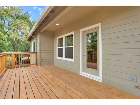 1641 Chasa Street Eugene OR 97401