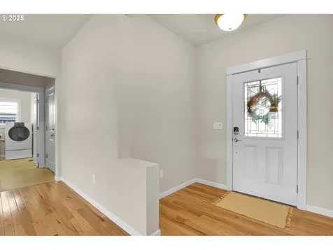 1641 Chasa Street Eugene OR 97401