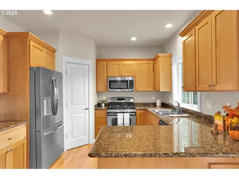 1641 Chasa Street Eugene OR 97401