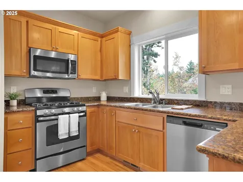 1641 Chasa Street Eugene OR 97401