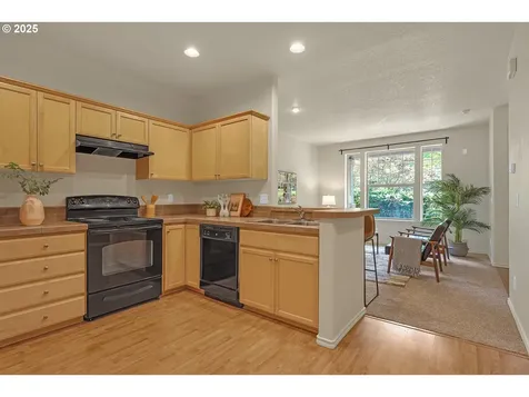 15188 SW Canyon Wren Way Beaverton OR 97007