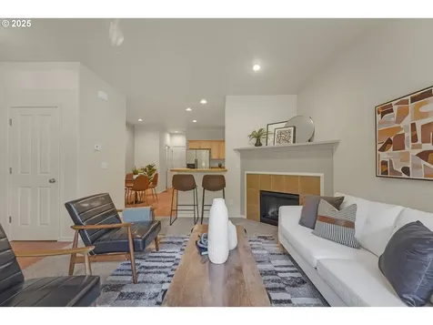 15188 SW Canyon Wren Way Beaverton OR 97007