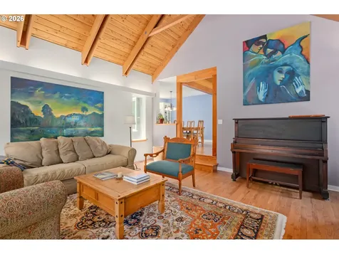2985 Adams Street Eugene OR 97405