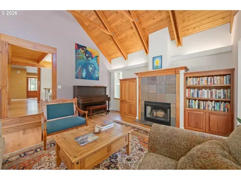 2985 Adams Street Eugene OR 97405