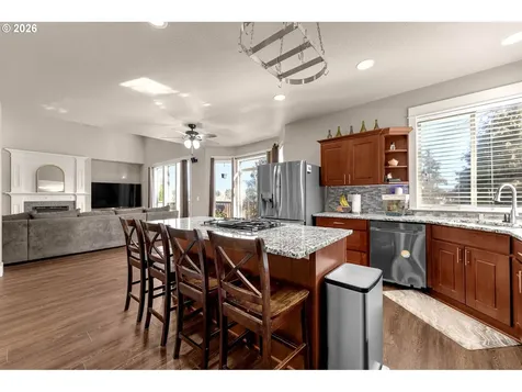 1551 N 4th Court Washougal WA 98671