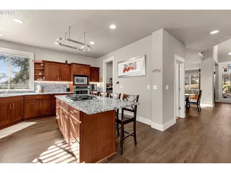 1551 N 4th Court Washougal WA 98671