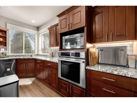 1551 N 4th Court Washougal WA 98671