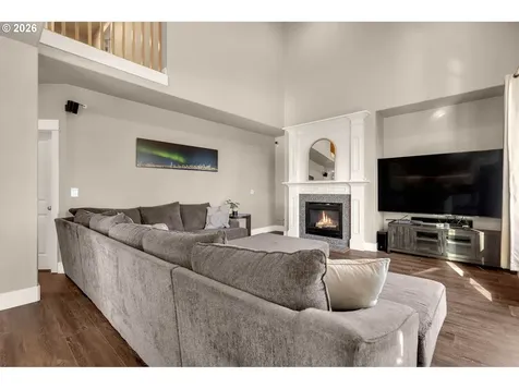 1551 N 4th Court Washougal WA 98671