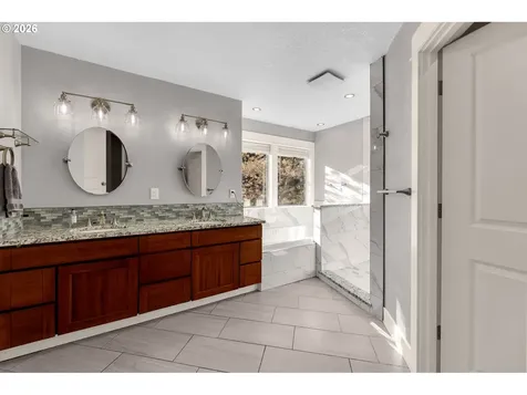 1551 N 4th Court Washougal WA 98671