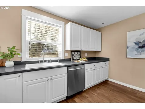 1551 N 4th Court Washougal WA 98671