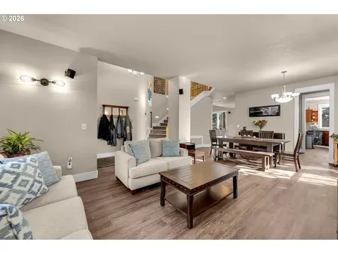 1551 N 4th Court Washougal WA 98671