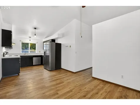 2262 S Alpine Street Cornelius OR 97113