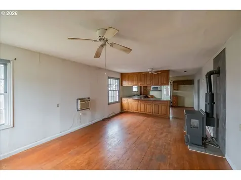 1132 2nd Avenue Sweet Home OR 97386