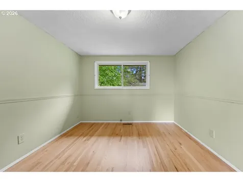 3825 SE 166th Court Portland OR 97236