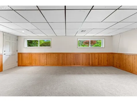3825 SE 166th Court Portland OR 97236