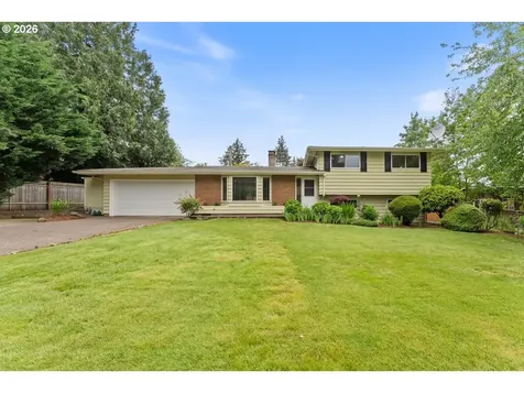 3825 SE 166th Court Portland OR 97236