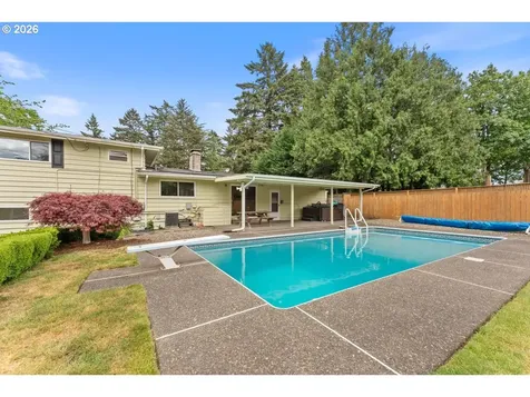 3825 SE 166th Court Portland OR 97236